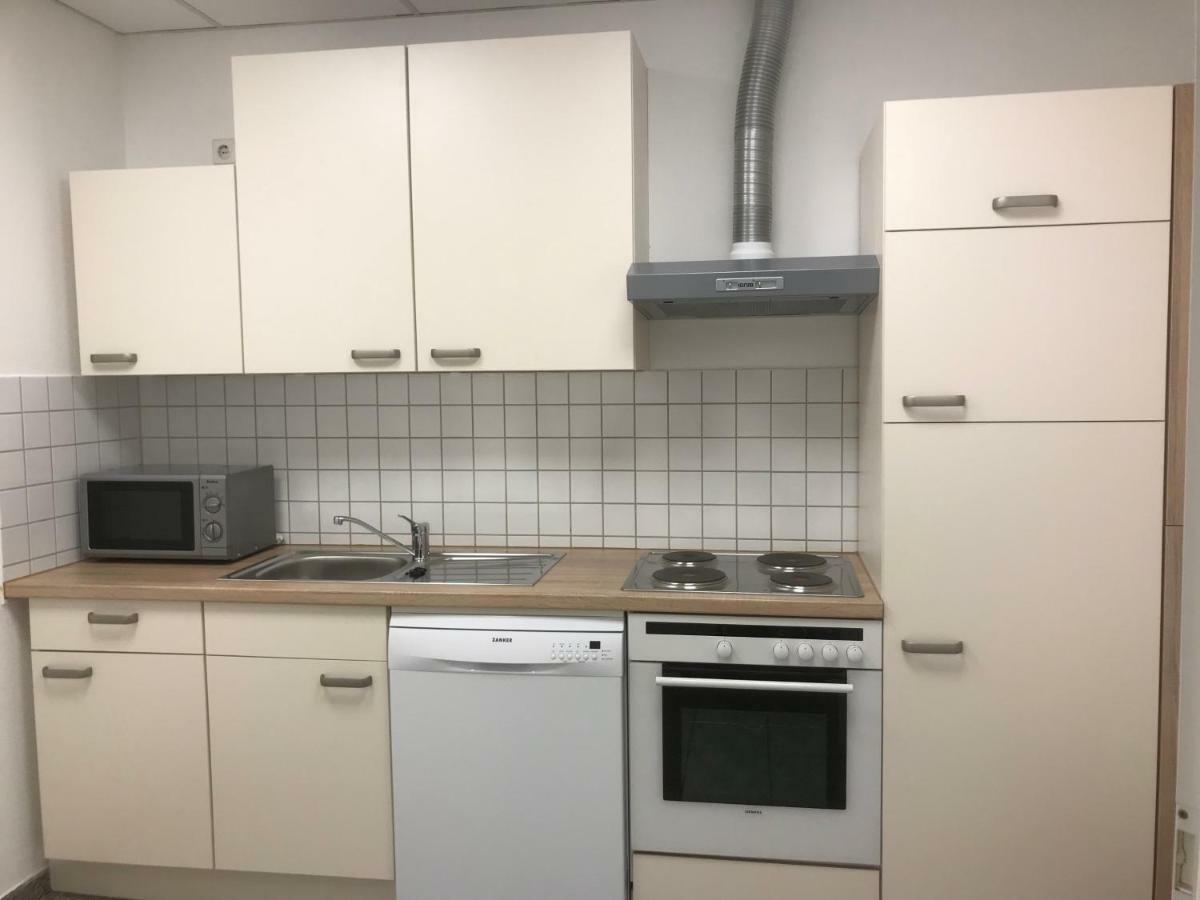 Am Bahnhof Apartment Wittenberg Bagian luar foto